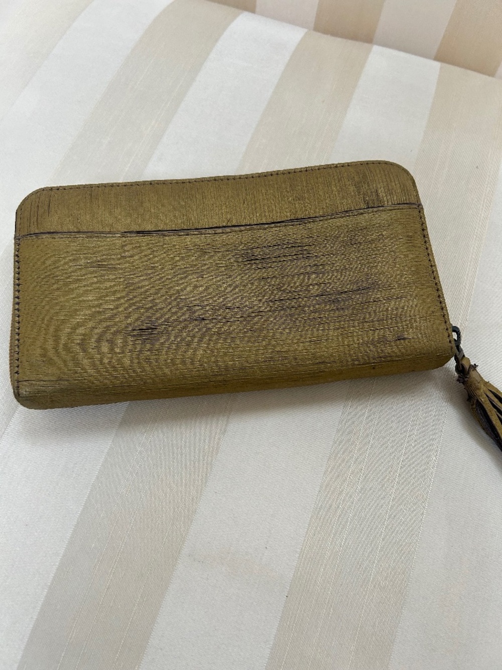 DIANA SANABRIA DESIGNER DISTRESSED LEATHER WALLET NWOT